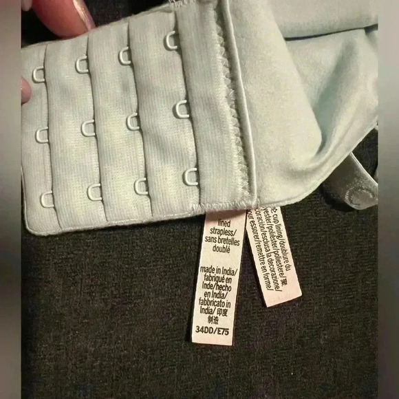 Victoria’s Secret lined removable straps lace detail mint green 34DD bra curvy - Picture 7 of 7